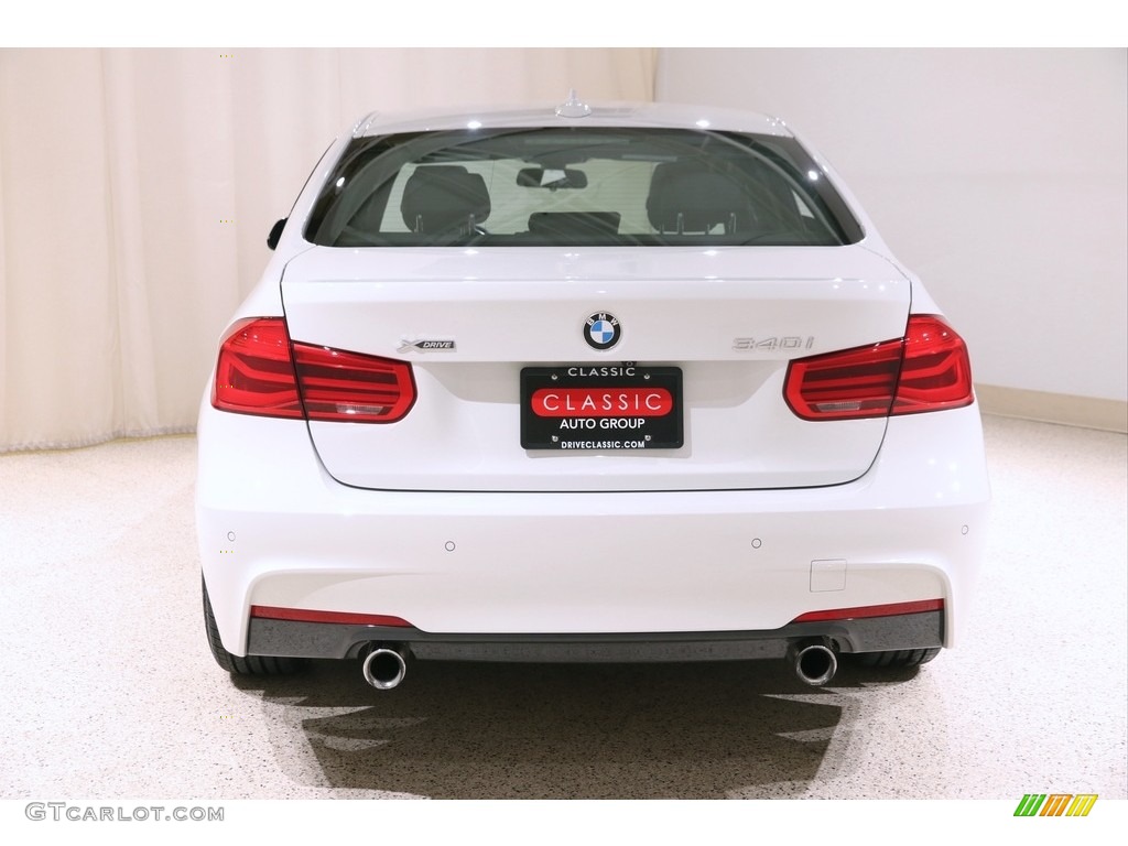 2017 3 Series 340i xDrive Sedan - Alpine White / Black photo #23