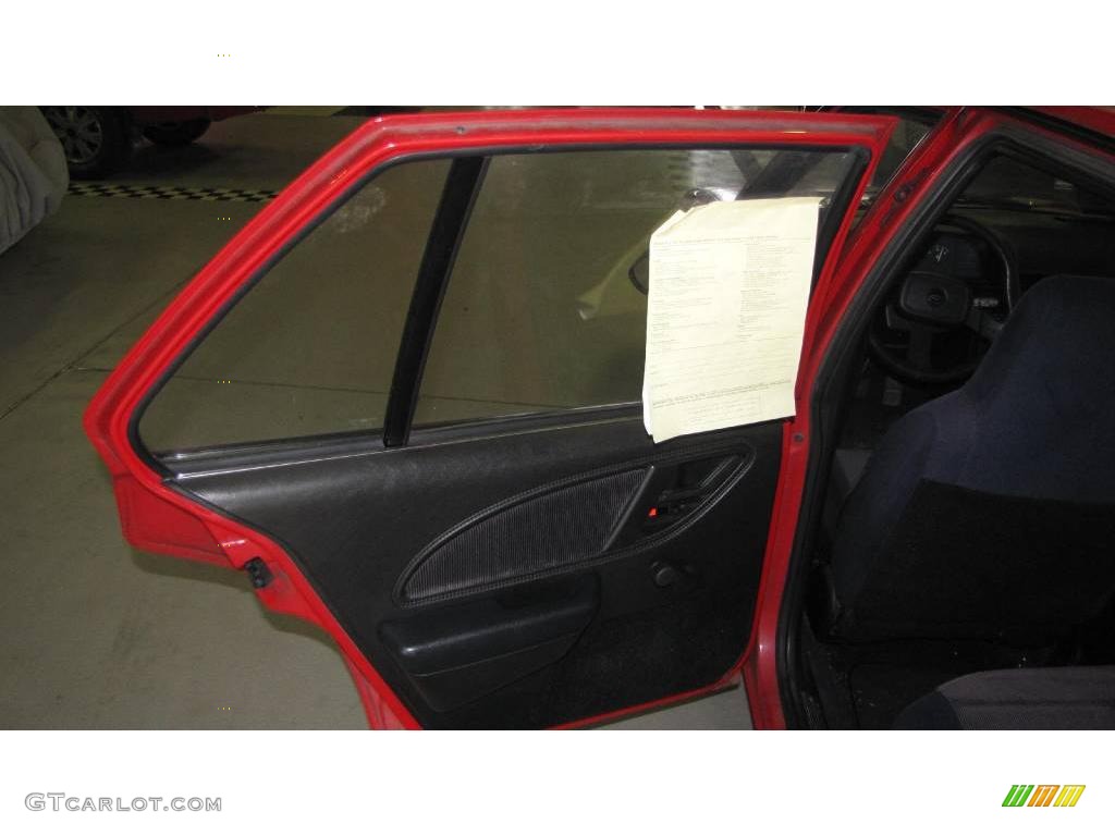 1991 Cavalier Sedan - Torch Red / Black photo #13