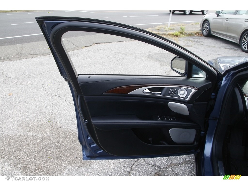 2019 Lincoln MKZ Reserve II AWD Ebony Door Panel Photo #140088784