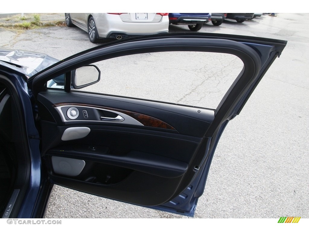 2019 Lincoln MKZ Reserve II AWD Ebony Door Panel Photo #140088943