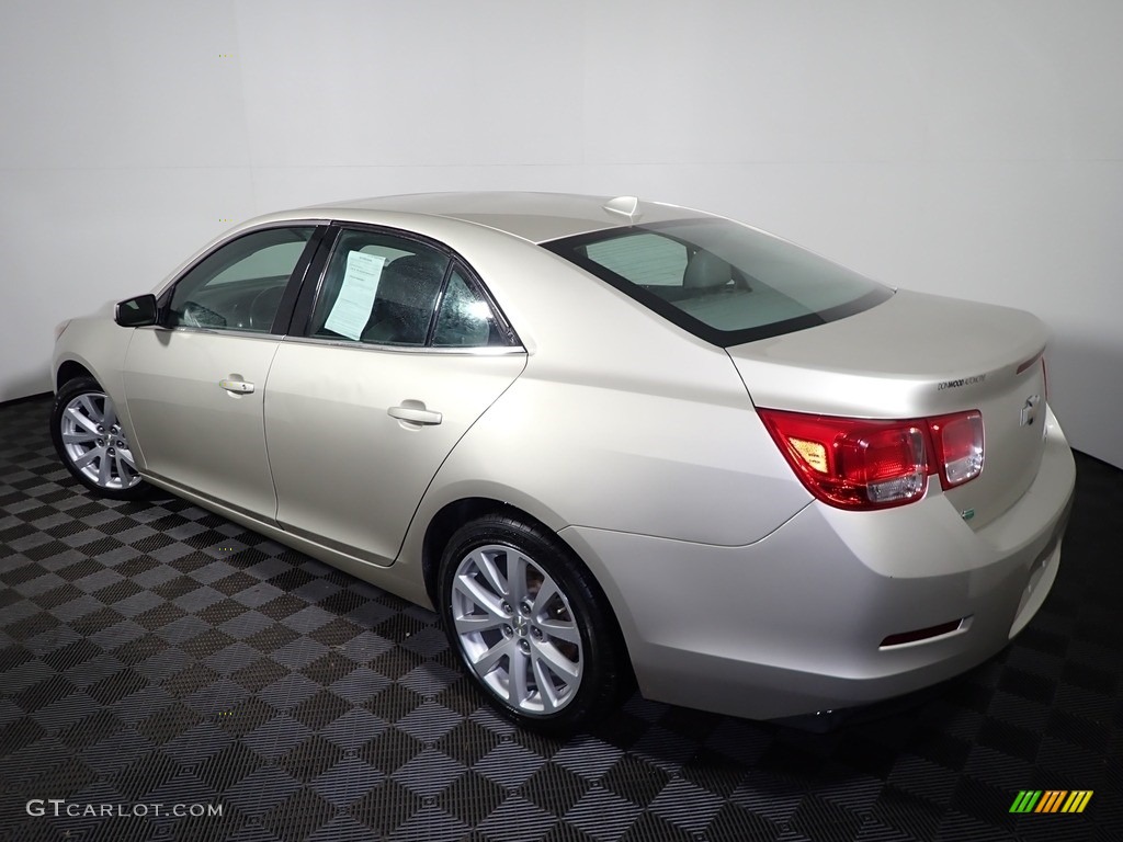 2014 Malibu LT - Champagne Silver Metallic / Jet Black/Titanium photo #9