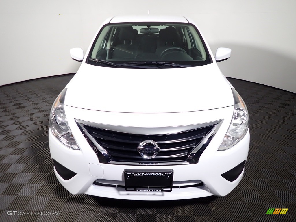 2019 Versa S - Fresh Powder White / Charcoal photo #4