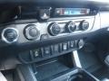 2016 Toyota Tacoma TRD Sport Double Cab 4x4 Controls