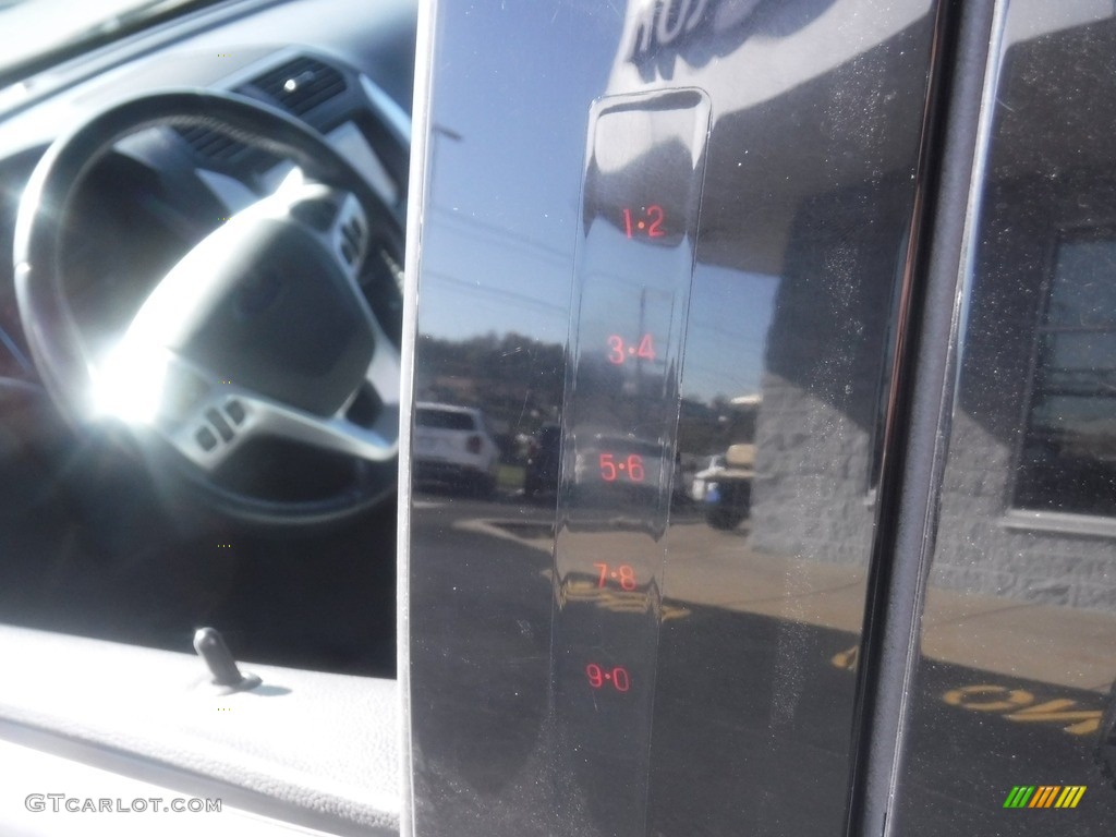 2014 Explorer XLT 4WD - White Platinum / Charcoal Black photo #7