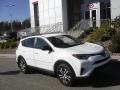 Front 3/4 View of 2018 RAV4 LE AWD