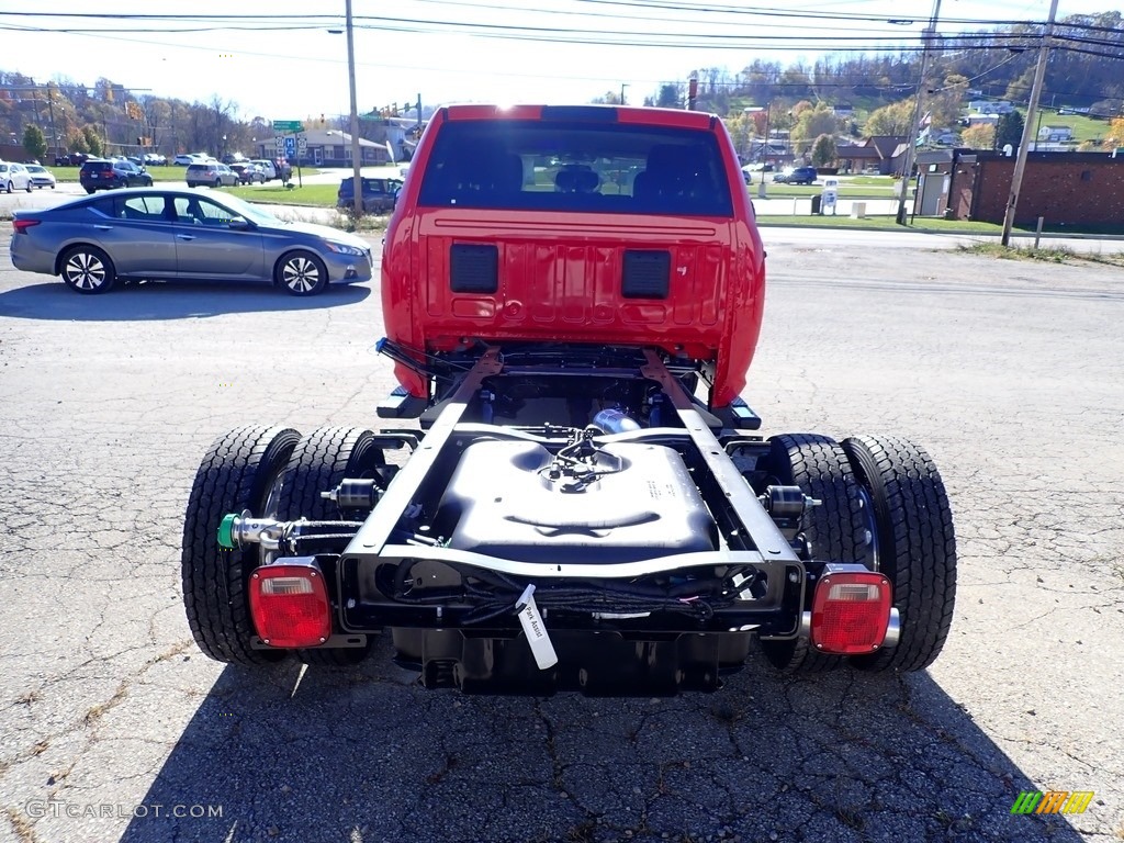 2020 5500 Tradesman Crew Cab 4x4 Chassis - Flame Red / Black photo #5