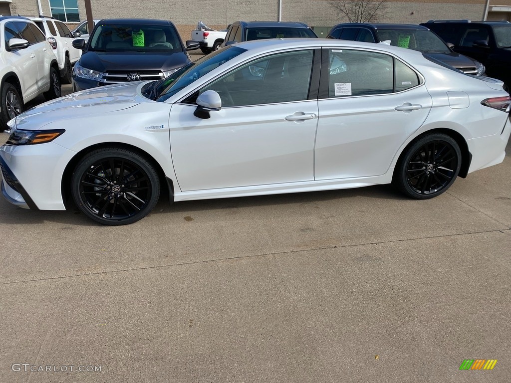 2021 Camry XSE Hybrid - Wind Chill Pearl / Black photo #1