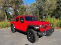 Firecracker Red - Gladiator Mojave 4x4 Photo No. 4