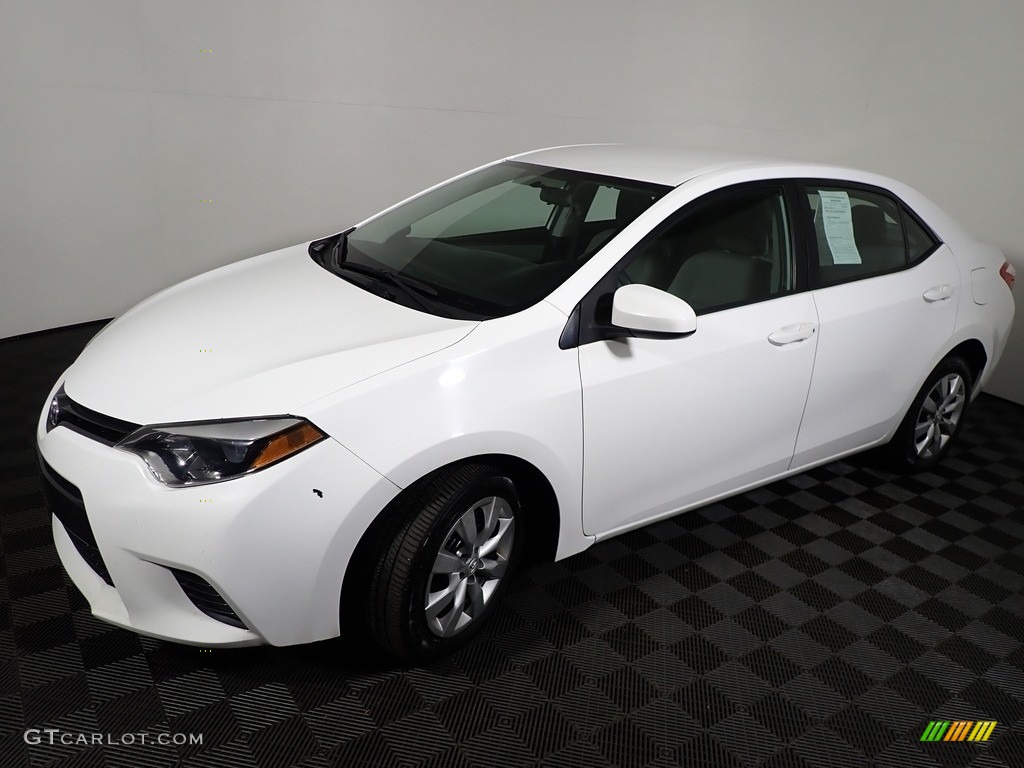 2016 Corolla LE - Super White / Ash photo #7