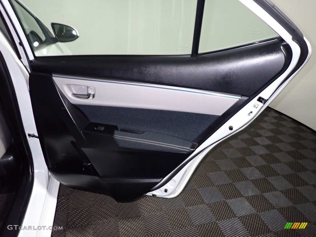 2016 Corolla LE - Super White / Ash photo #22