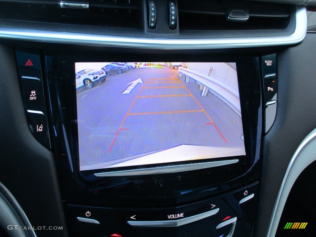 2015 XTS Platinum Sedan - Silver Coast Metallic / Platinum Very Light Platinum/Dark Urban/Cocoa photo #16