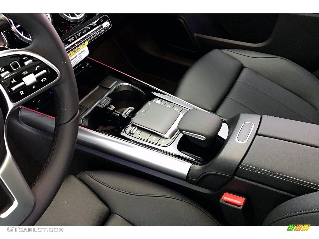 2021 Mercedes-Benz GLA 250 4Matic Controls Photo #140105809