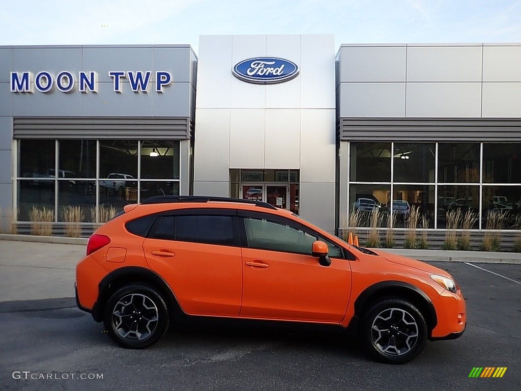 Tangerine Orange Pearl Subaru XV Crosstrek