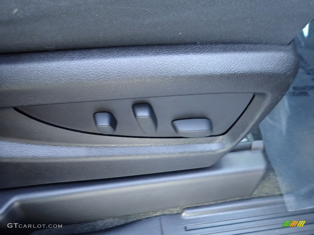 2016 Suburban LS 4WD - Tungsten Metallic / Jet Black photo #17