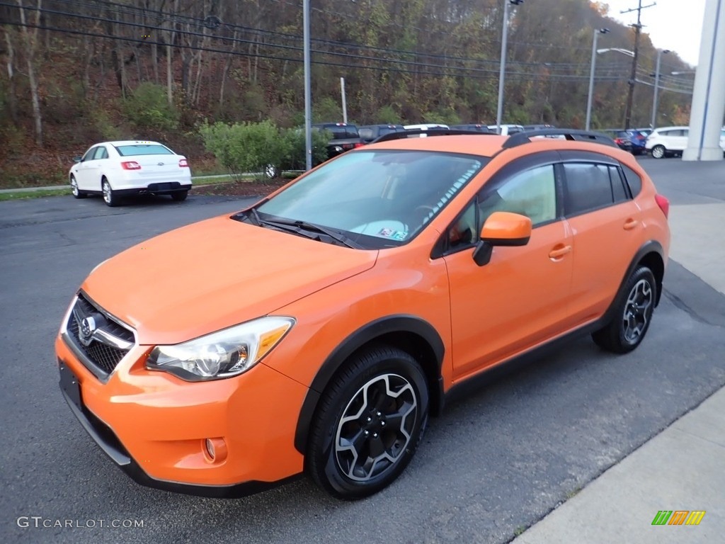 2014 XV Crosstrek 2.0i Premium - Tangerine Orange Pearl / Black photo #7