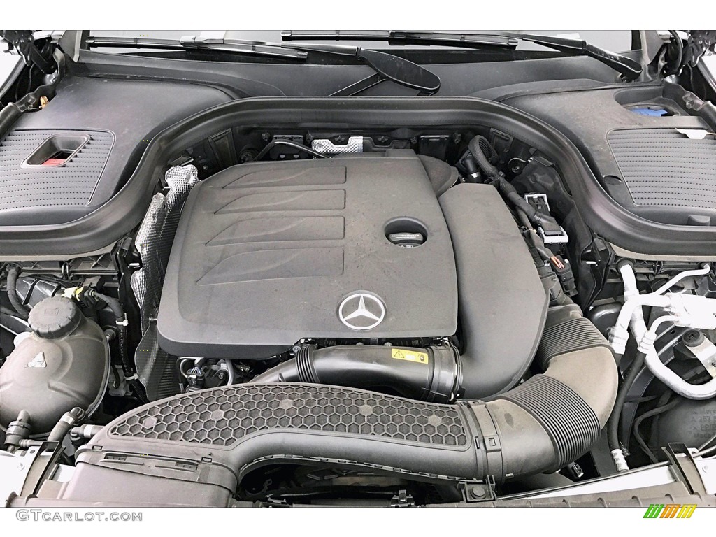2020 Mercedes-Benz GLC 300 4Matic Engine Photos