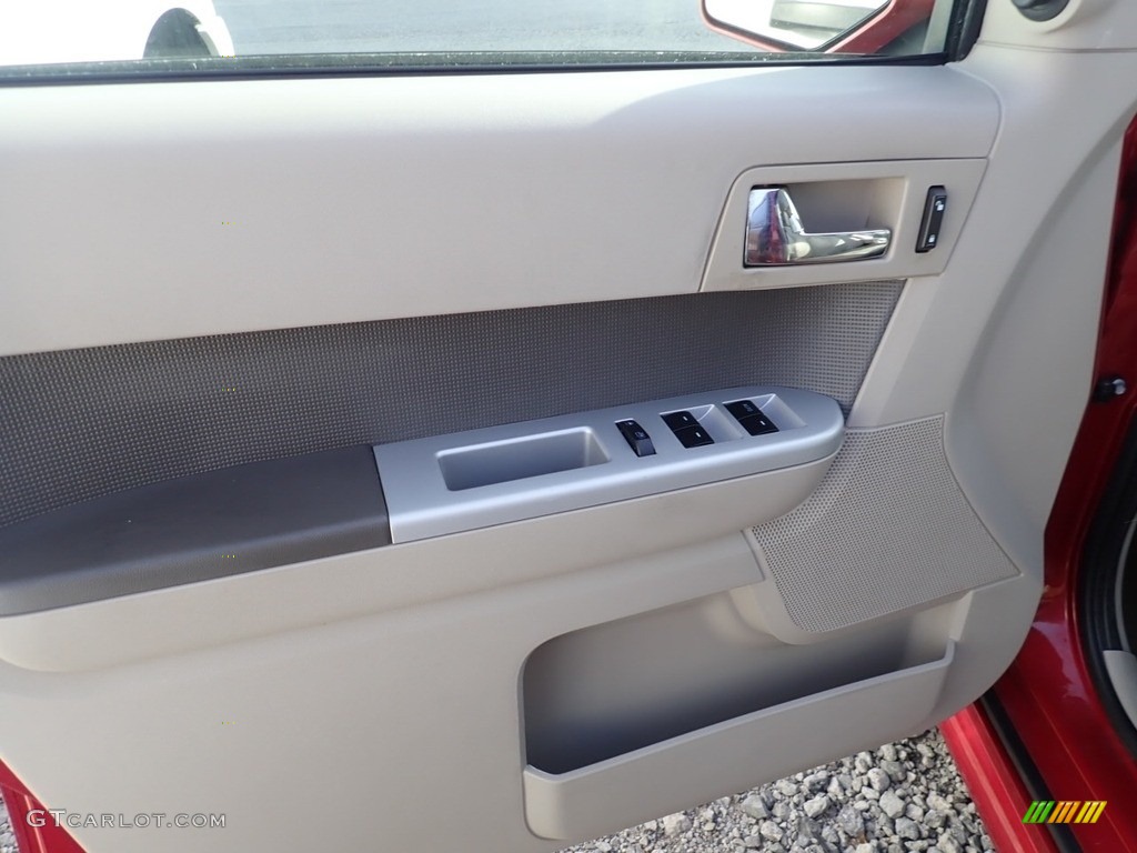 2010 Mariner V6 Premier 4WD - Sangria Red Metallic / Stone photo #11