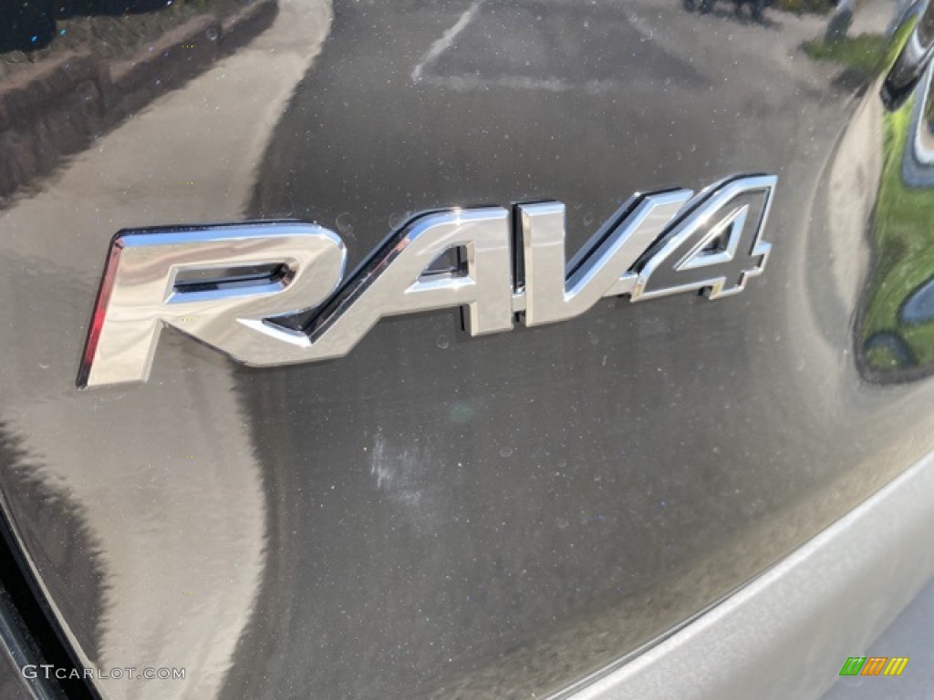 2021 RAV4 XLE AWD Hybrid - Midnight Black Metallic / Black photo #32