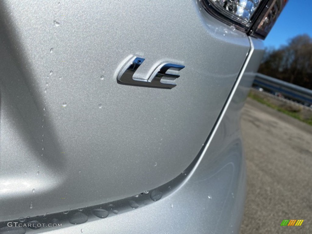 2021 Toyota Corolla LE Marks and Logos Photo #140111350