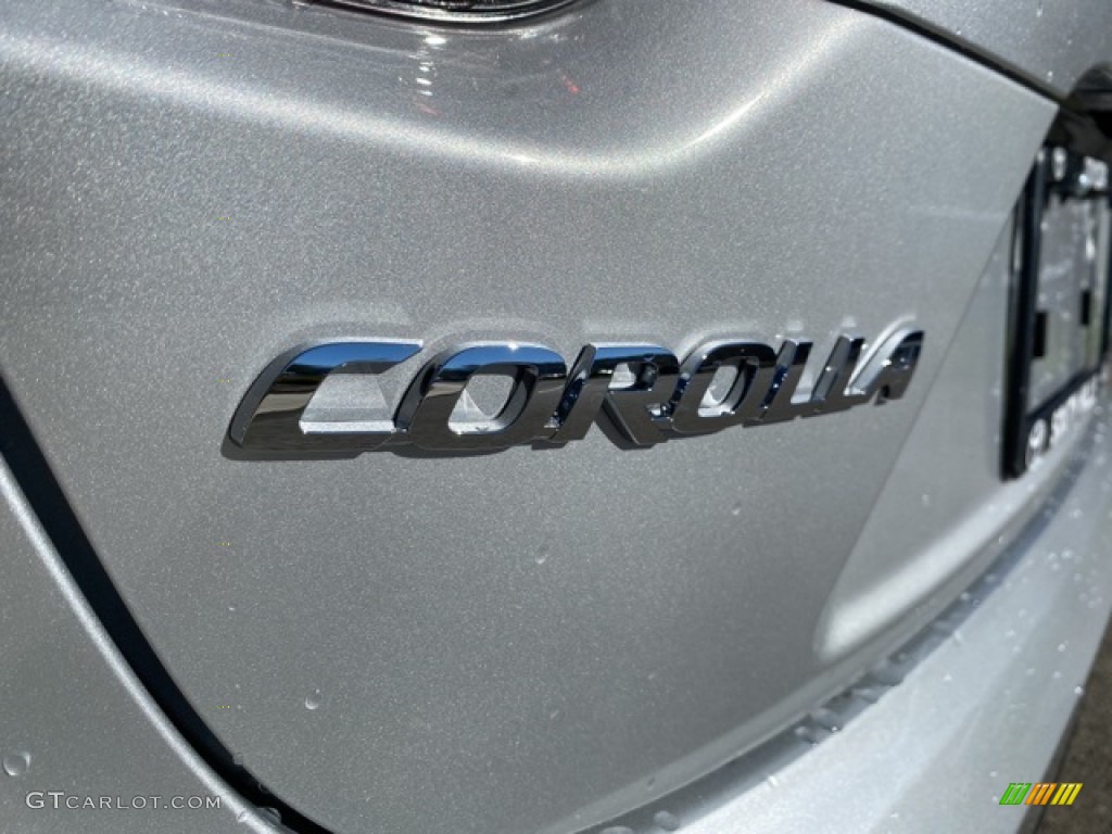 2021 Toyota Corolla LE Marks and Logos Photo #140111374