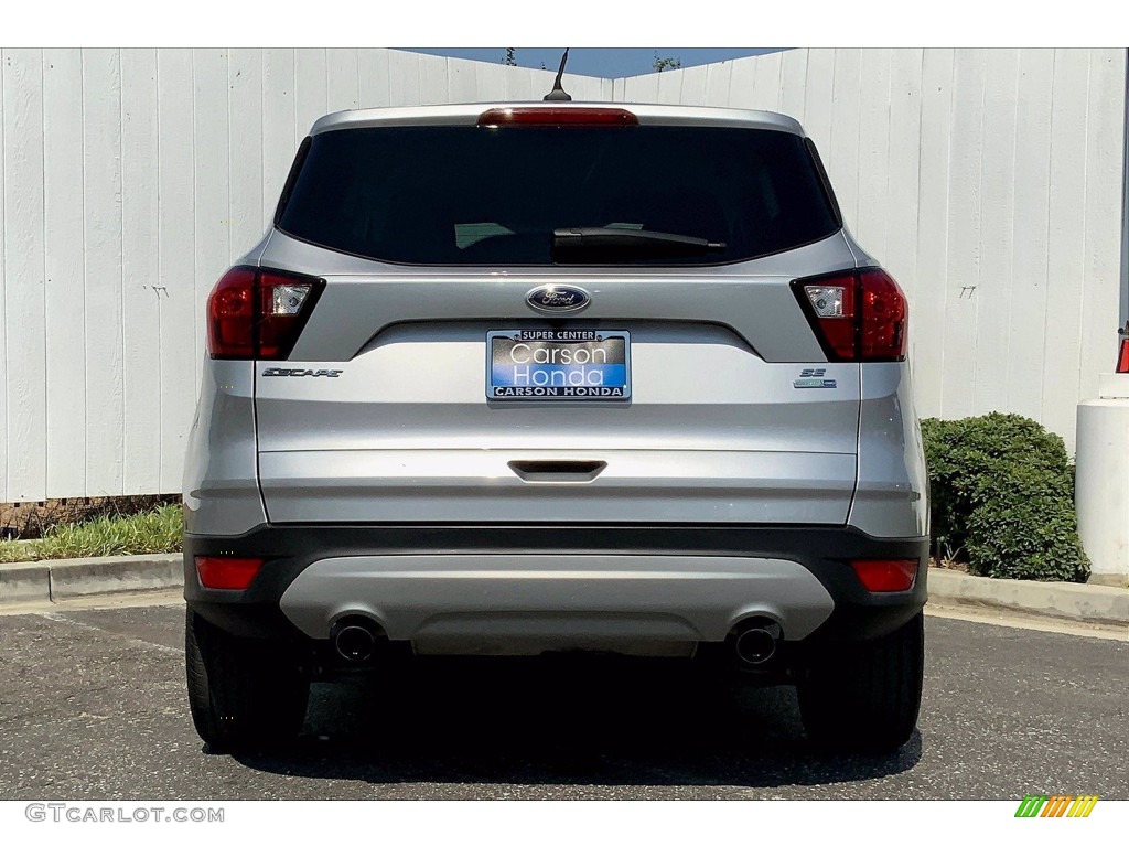 2019 Escape SE 4WD - Ingot Silver / Chromite Gray/Charcoal Black photo #3