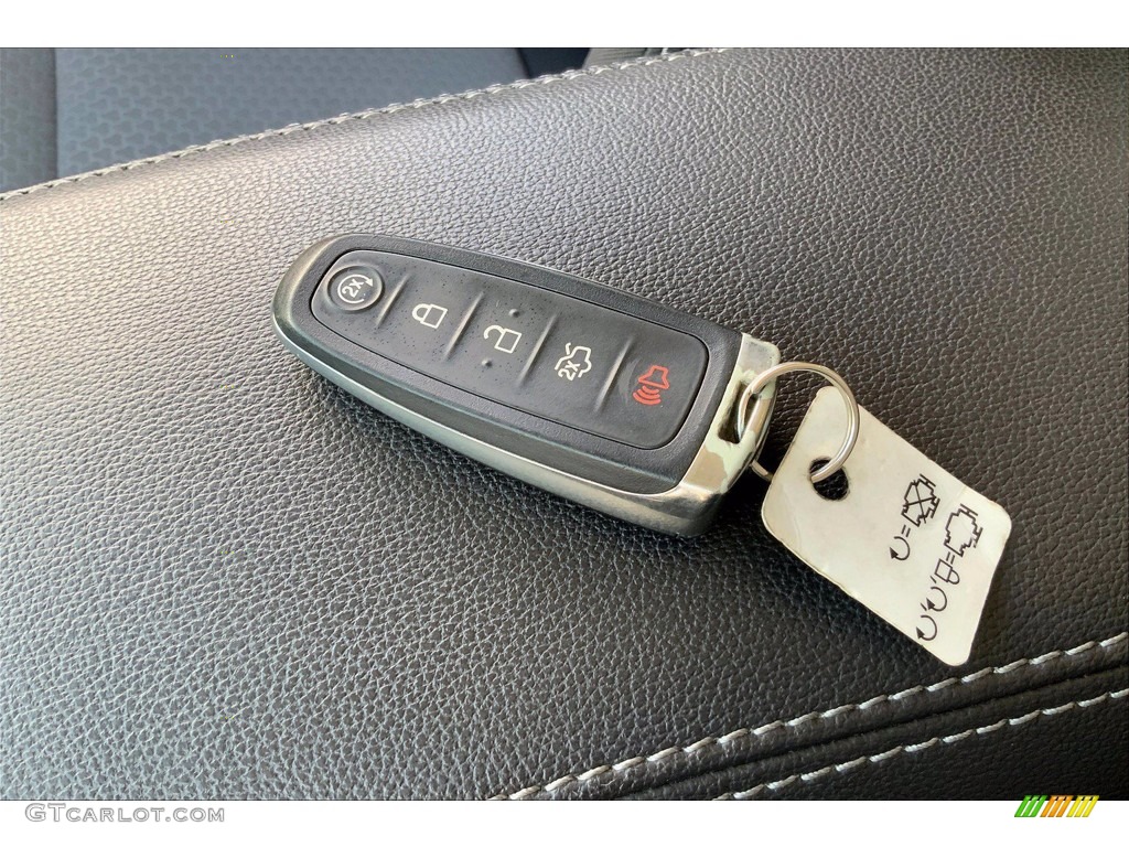 2019 Escape SE 4WD - Ingot Silver / Chromite Gray/Charcoal Black photo #11