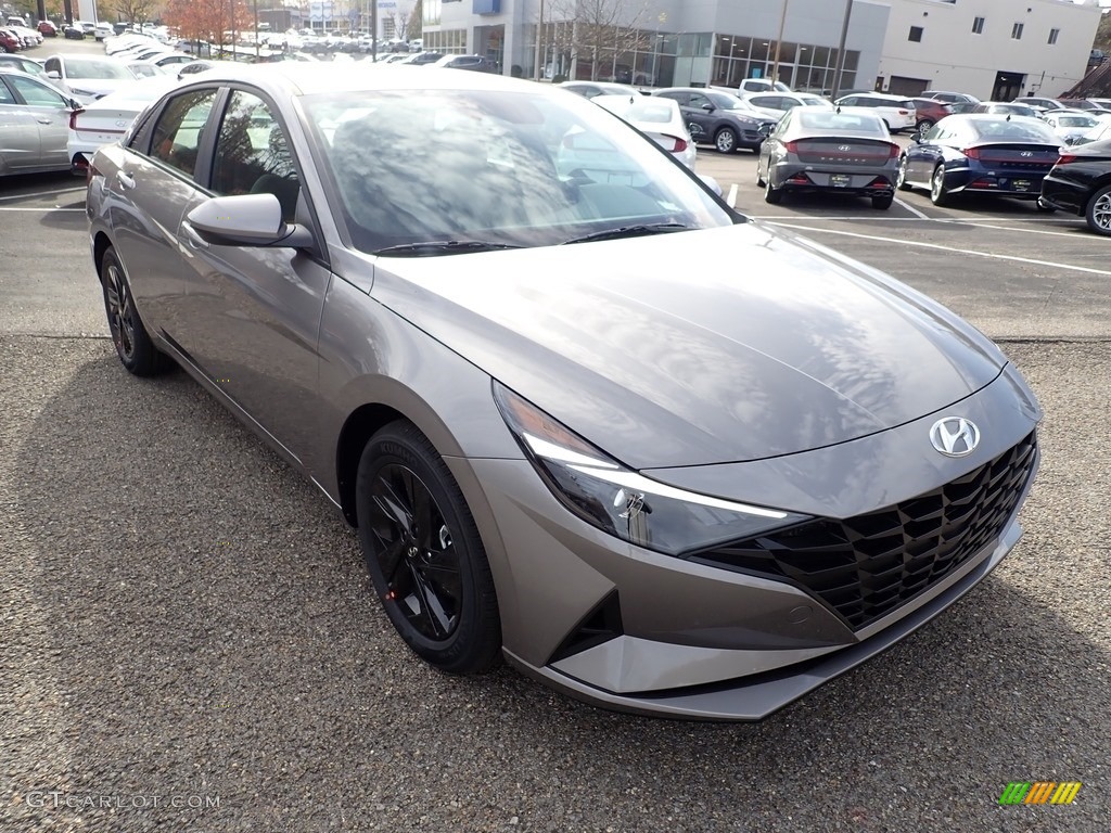 Fluid Metal 2021 Hyundai Elantra SEL Exterior Photo #140113564