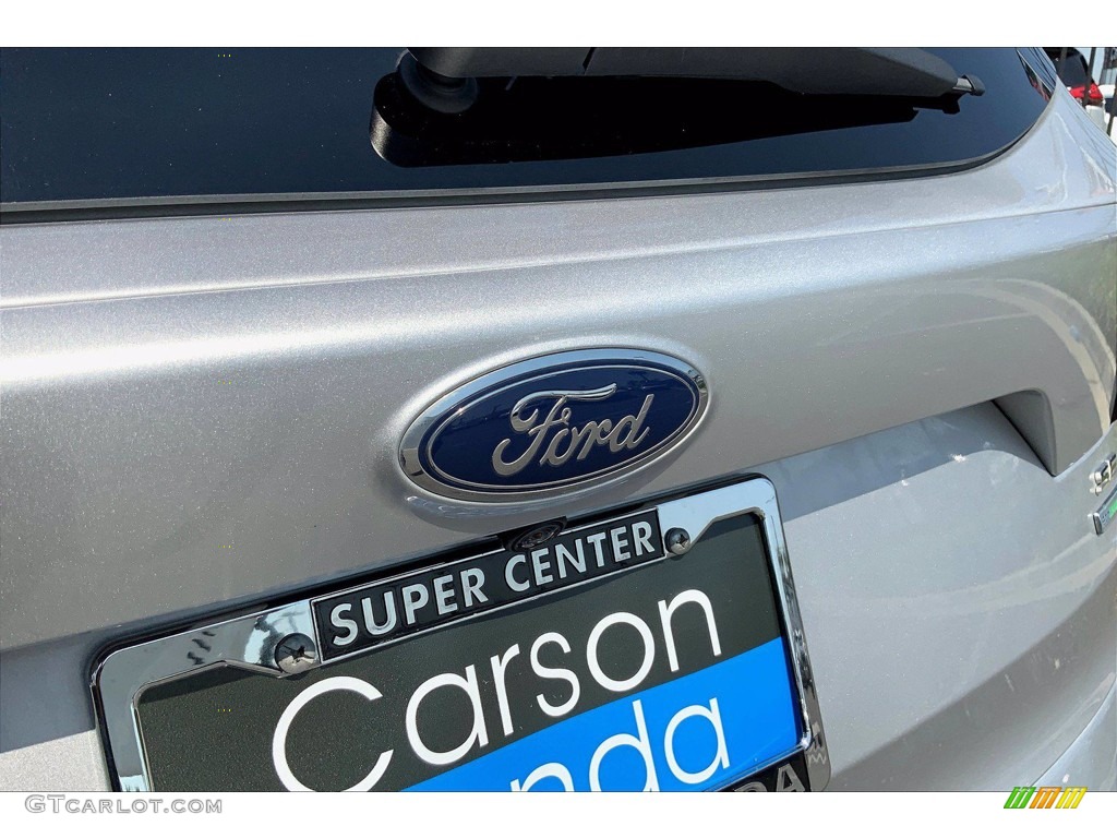 2019 Escape SE 4WD - Ingot Silver / Chromite Gray/Charcoal Black photo #31