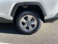 Super White - RAV4 XLE AWD Photo No. 30