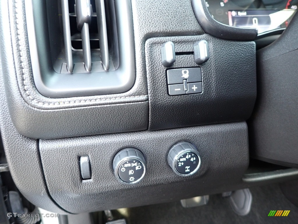 2016 GMC Canyon SLT Crew Cab 4x4 Controls Photo #140115523