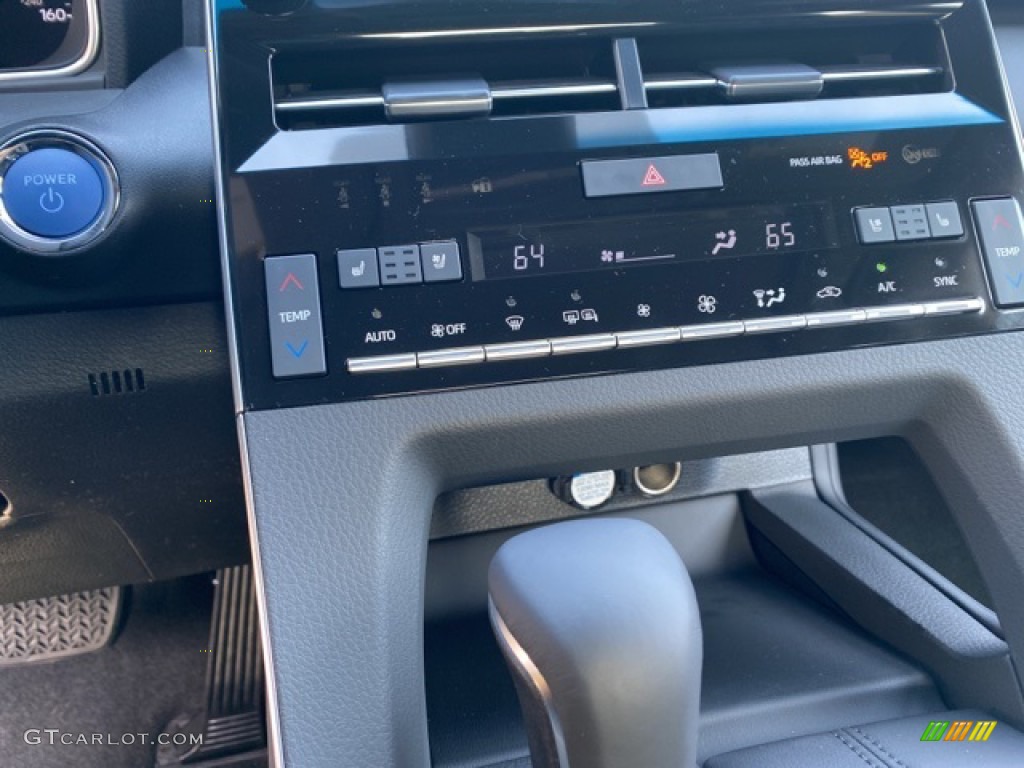 2021 Toyota Avalon Hybrid Limited Controls Photo #140117008
