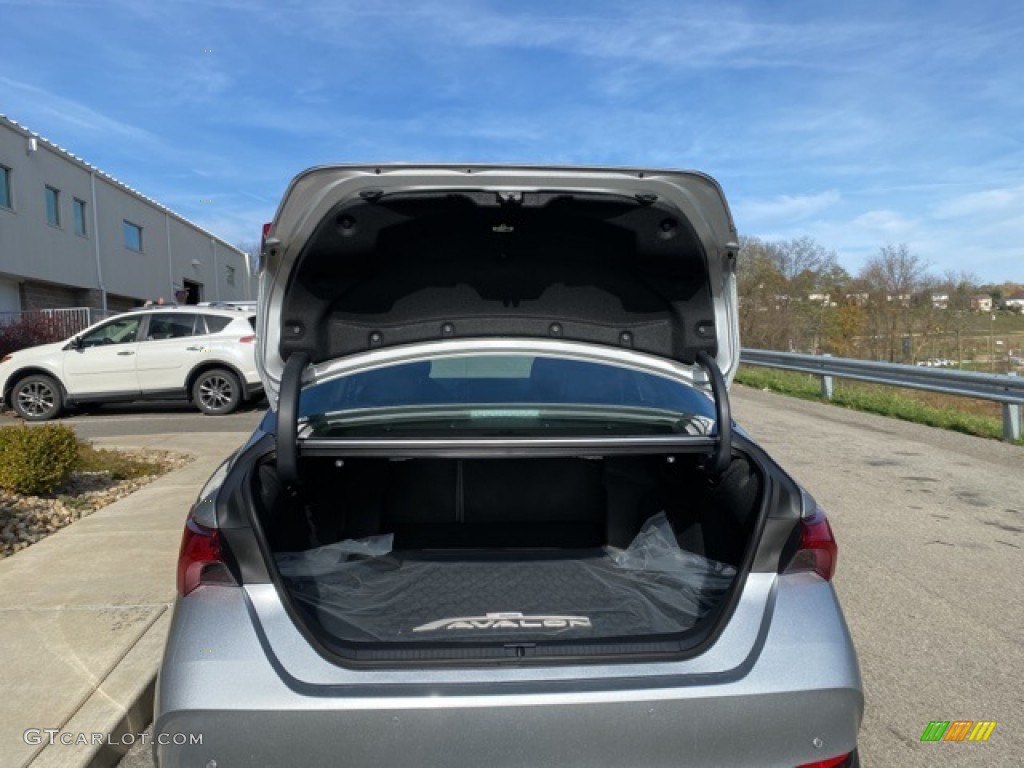 2021 Toyota Avalon Hybrid Limited Trunk Photos