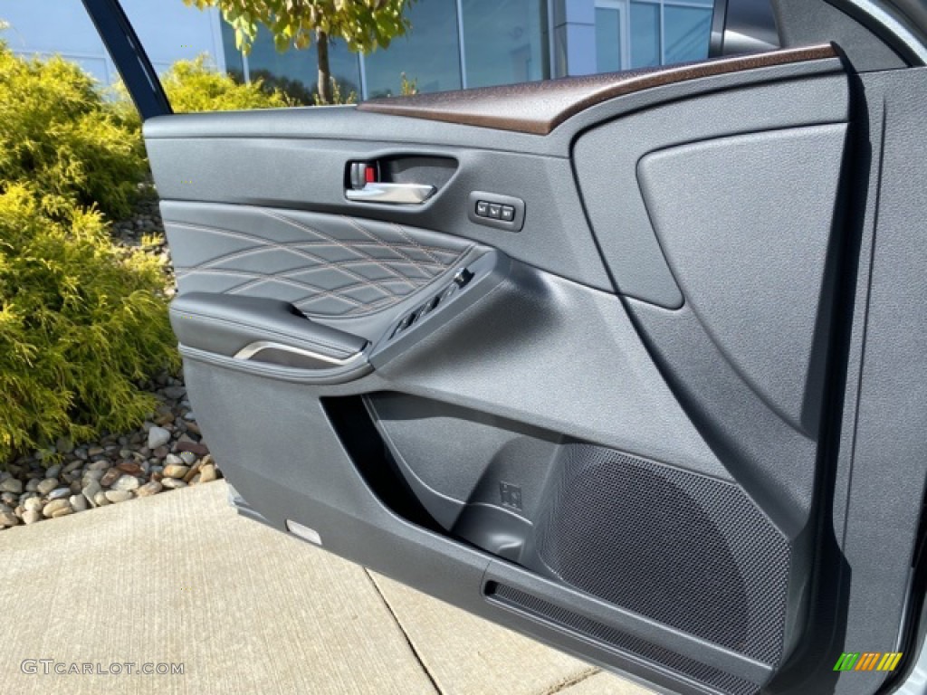 2021 Toyota Avalon Hybrid Limited Black Door Panel Photo #140117233