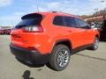 Spitfire Orange - Cherokee Latitude Lux 4x4 Photo No. 5