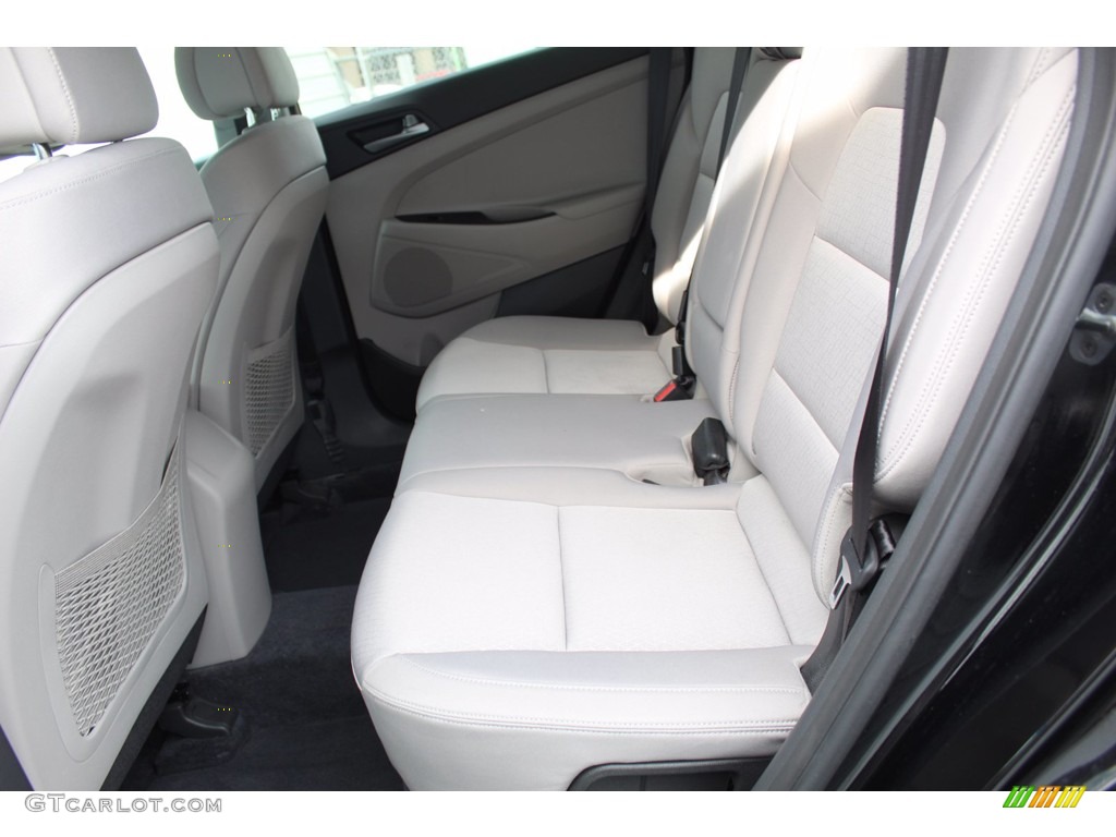 2016 Tucson SE - Ash Black / Gray photo #21