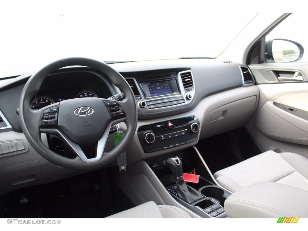 2016 Tucson SE - Ash Black / Gray photo #22