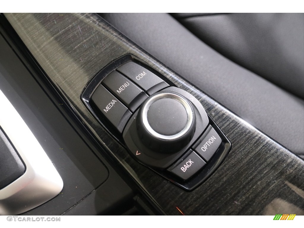 2018 3 Series 320i xDrive Sedan - Alpine White / Black photo #18