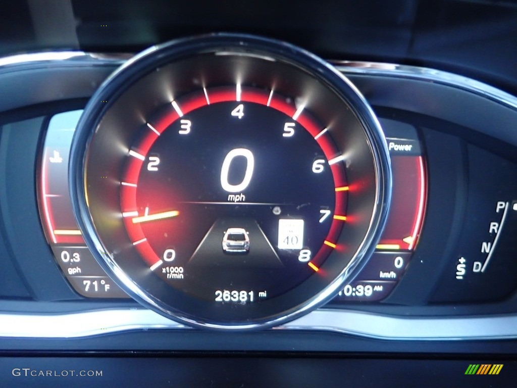 2017 XC60 T5 Dynamic - Ice White / Off Black photo #24