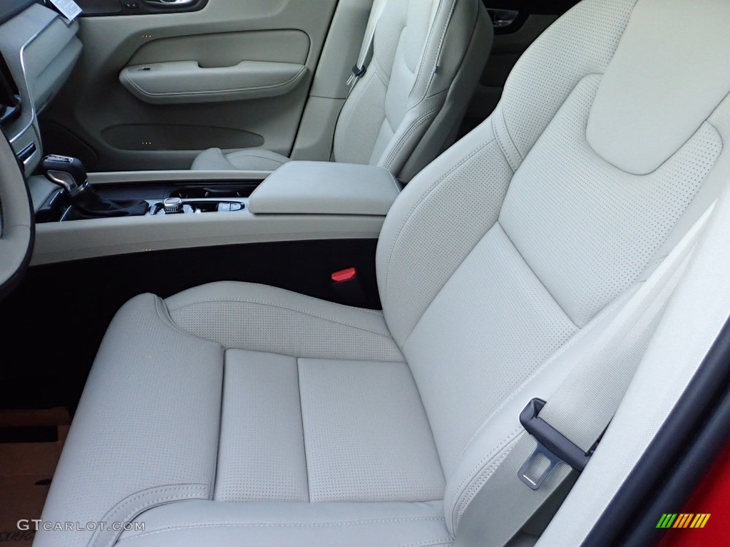 2021 Volvo XC60 T5 AWD Inscription Front Seat Photo #140127160