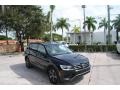 Deep Black Pearl 2018 Volkswagen Tiguan SEL