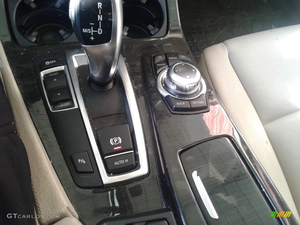 2012 5 Series 528i Sedan - Space Gray Metallic / Everest Gray photo #8