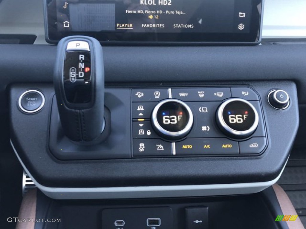 2020 Land Rover Defender 110 SE Controls Photo #140129838