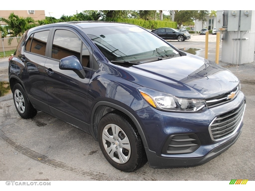 Storm Blue Metallic 2019 Chevrolet Trax LS Exterior Photo #140129976