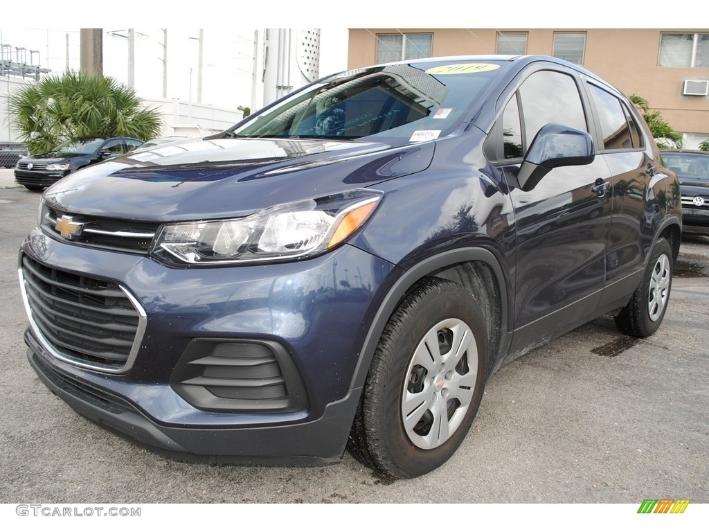 Storm Blue Metallic 2019 Chevrolet Trax LS Exterior Photo #140130051