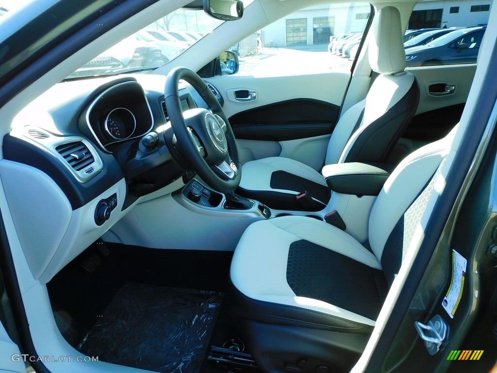 Black/Ski Gray Interior 2021 Jeep Compass Latitude 4x4 Photo #140135466