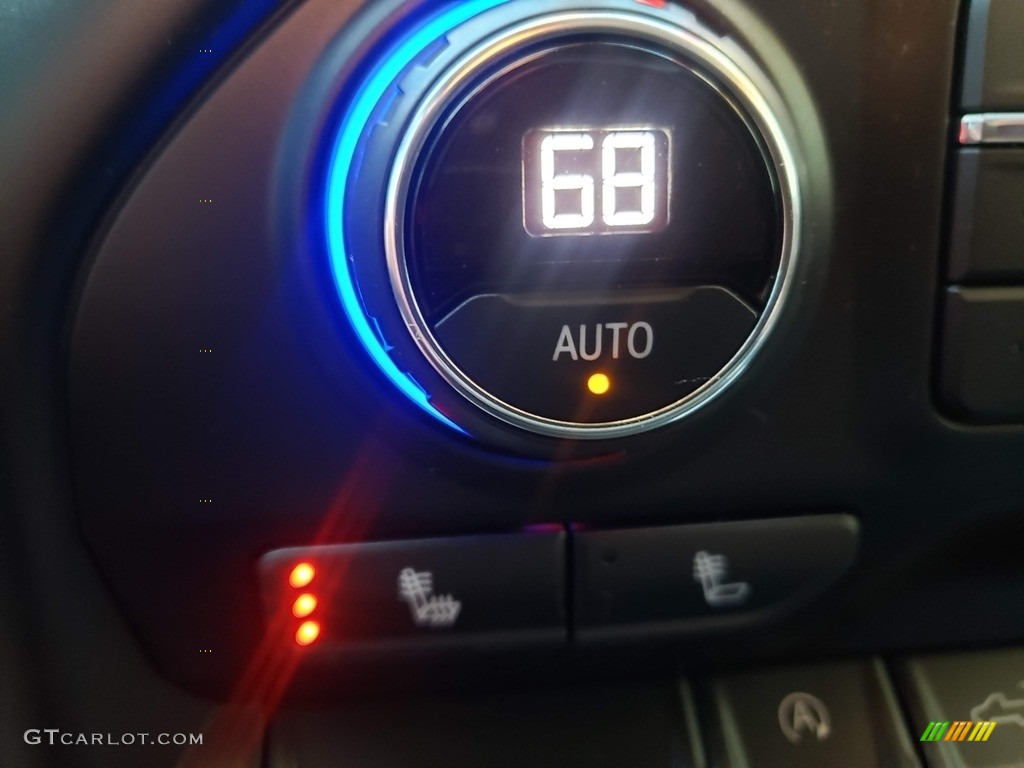 2019 Silverado 1500 LT Crew Cab 4WD - Red Hot / Jet Black photo #23