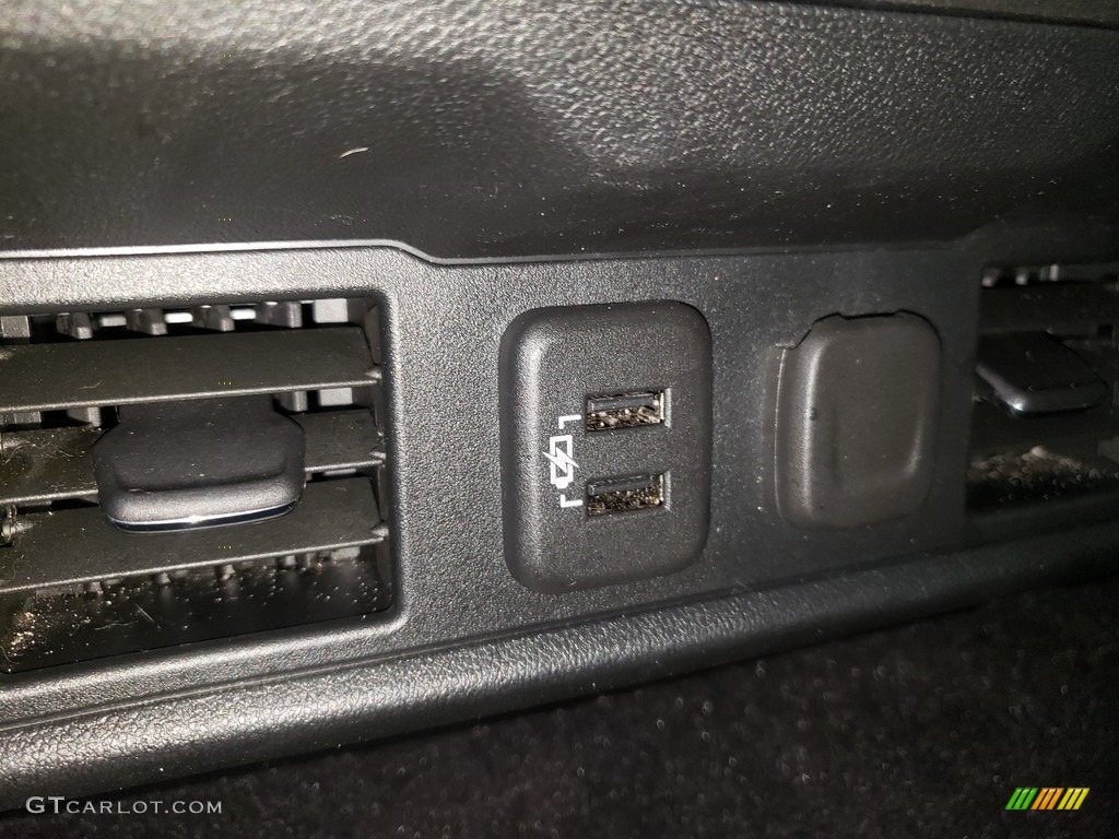 2019 Silverado 1500 LT Crew Cab 4WD - Red Hot / Jet Black photo #35