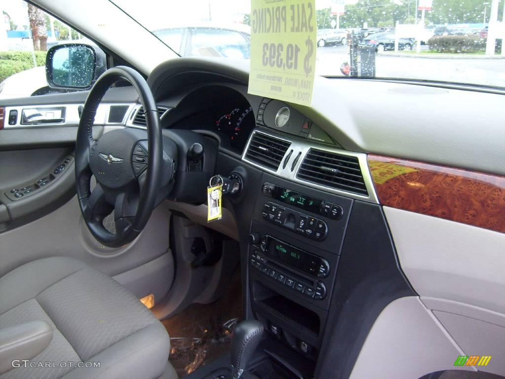 2007 Pacifica Touring - Silver Steel Metallic / Dark Khaki/Light Graystone photo #17