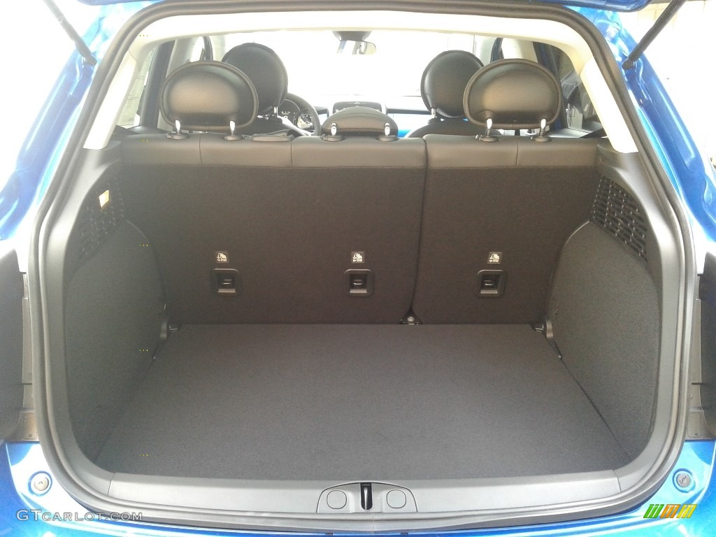 2020 Fiat 500X Trekking AWD Trunk Photo #140142212
