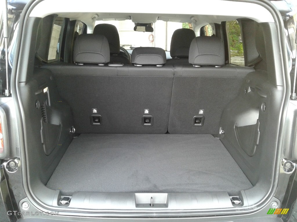 2021 Jeep Renegade Jeepster 4x4 Trunk Photo #140143112